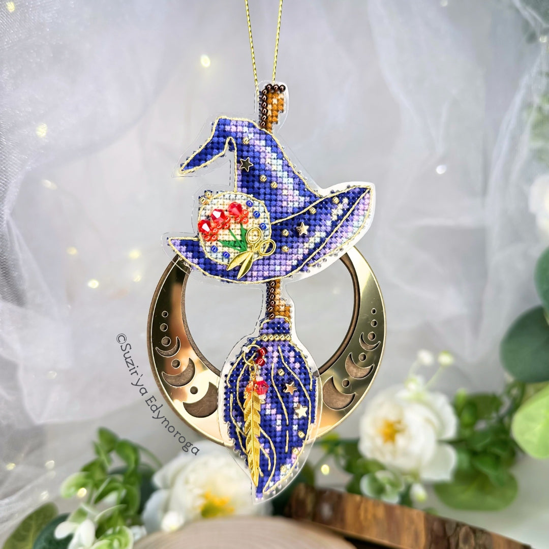 Witch's Embroidery Arsenal Cross Stitch Kit 1139, Beaded Magic Hat Design with Plastic Canvas