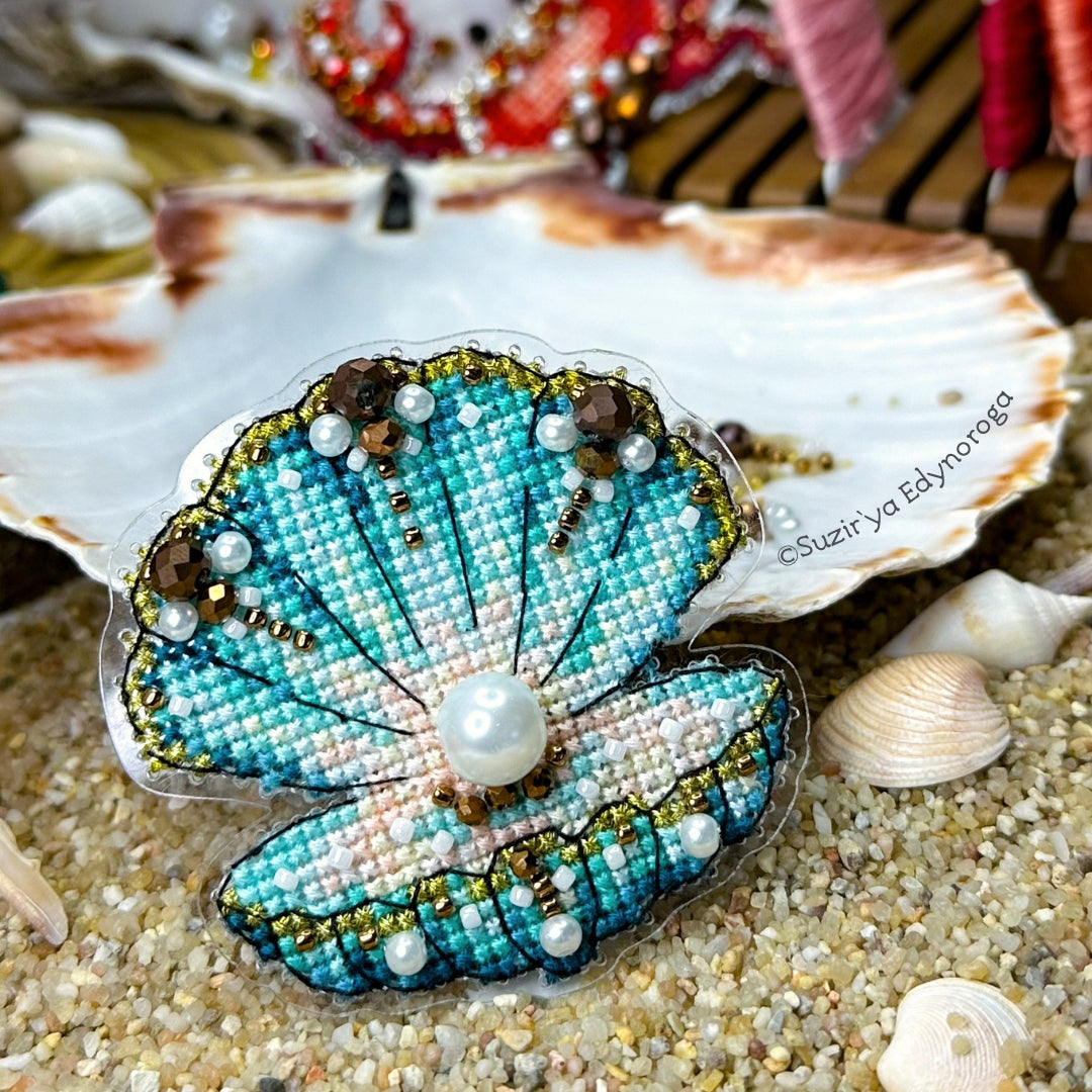 Seashell with Pearl Cross Stitch Kit 1144, Clear Flexible Plastic Canvas, Coastal Marine Craft Set