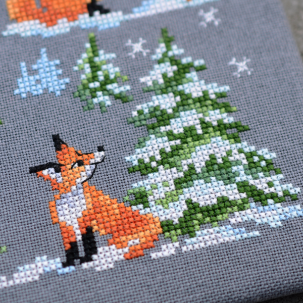 Tela Artis Winter Dreams X-1205 Counted Cross Stitch Kit, 32 Count Murano Evenweave