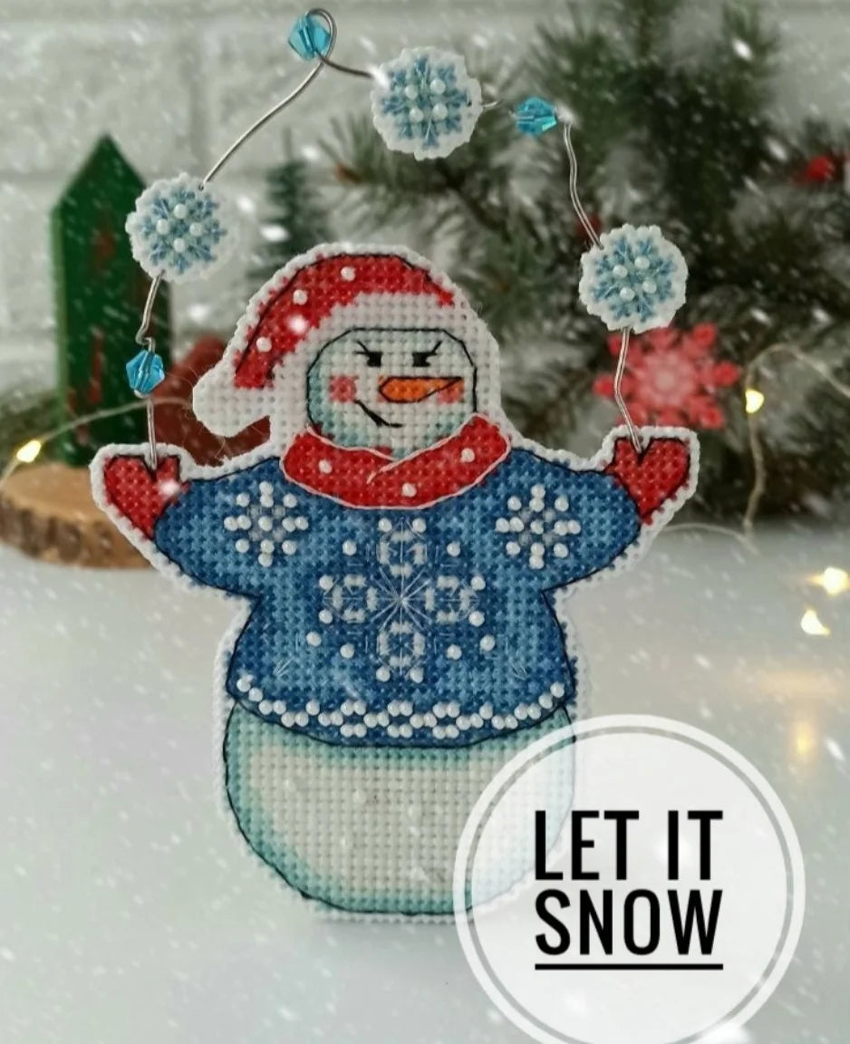 Cozy Crosses Let it Snow B001 Counted Cross Stitch Kit, Plastic Canvas Snowman Ornament