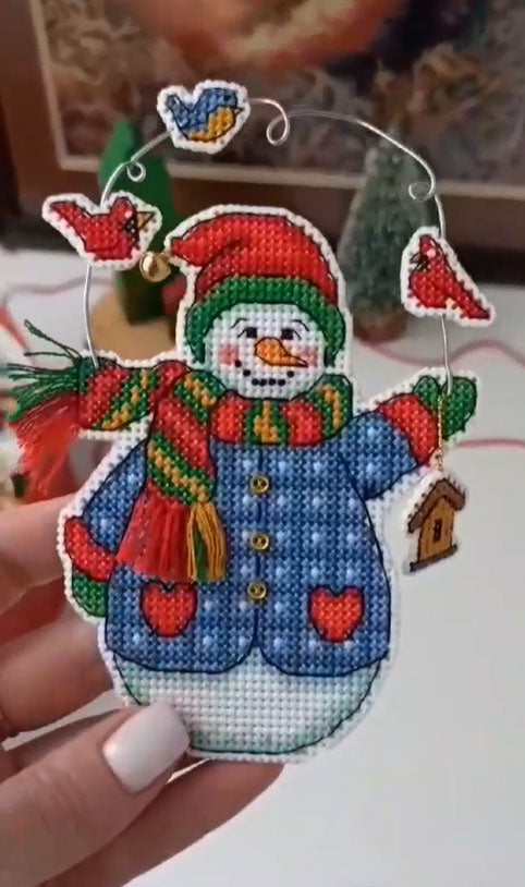 Cozy Crosses Snowman and Birds B005 Counted Cross Stitch Kit, Plastic Canvas Christmas Ornament
