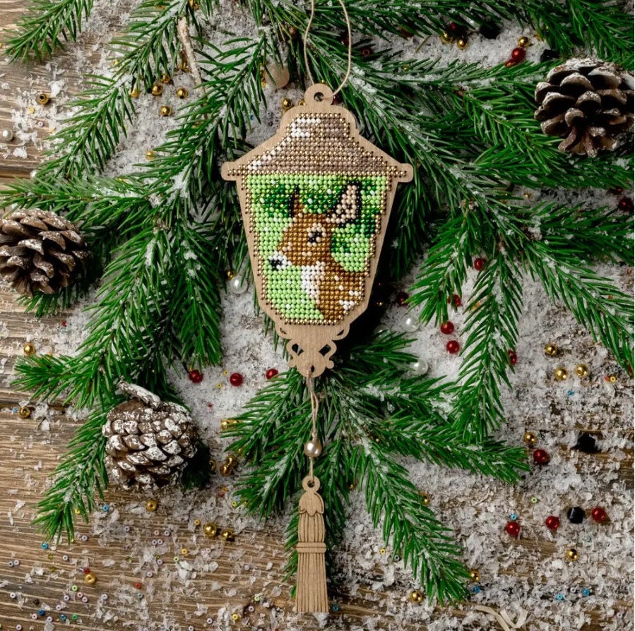 Bead Embroidery Kit on Wood, Deer in Lantern, LK-449