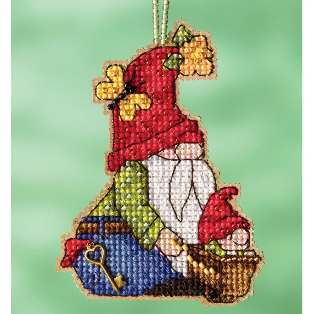 Bead embroidery set DIY, Wheelbarrow Gnome, Mill Hill MH16-2212 ( Perforated paper 14ct)