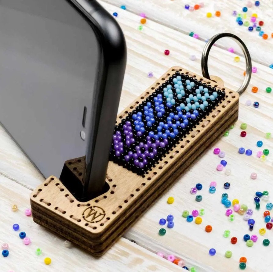 Bead Embroidery Phone Holder Kit: DIY Plywood Ornament (LK-490)