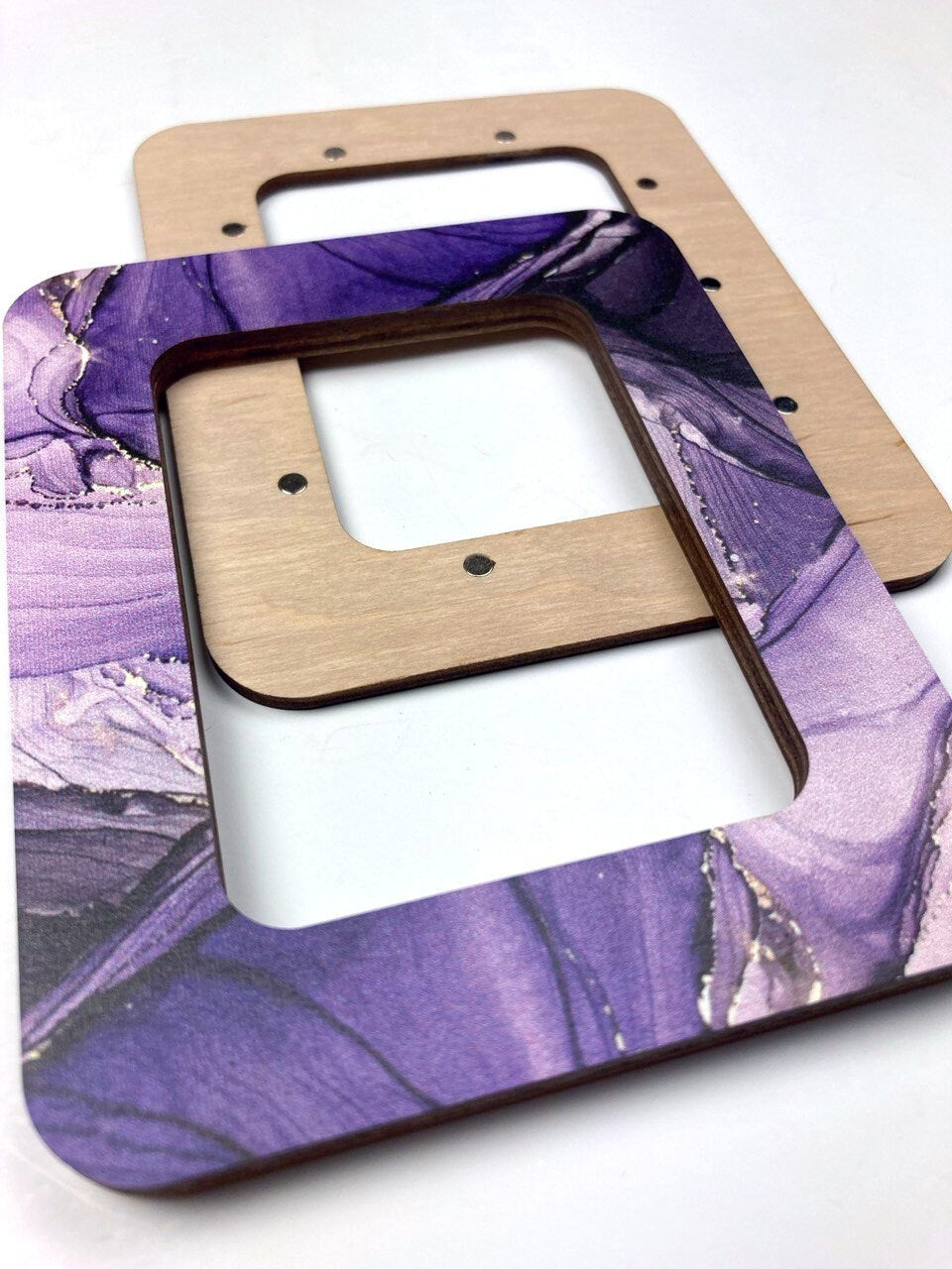 Amethyst Plywood Embroidery Hoop with Magnetic Holders (2.6x3.5 IN)