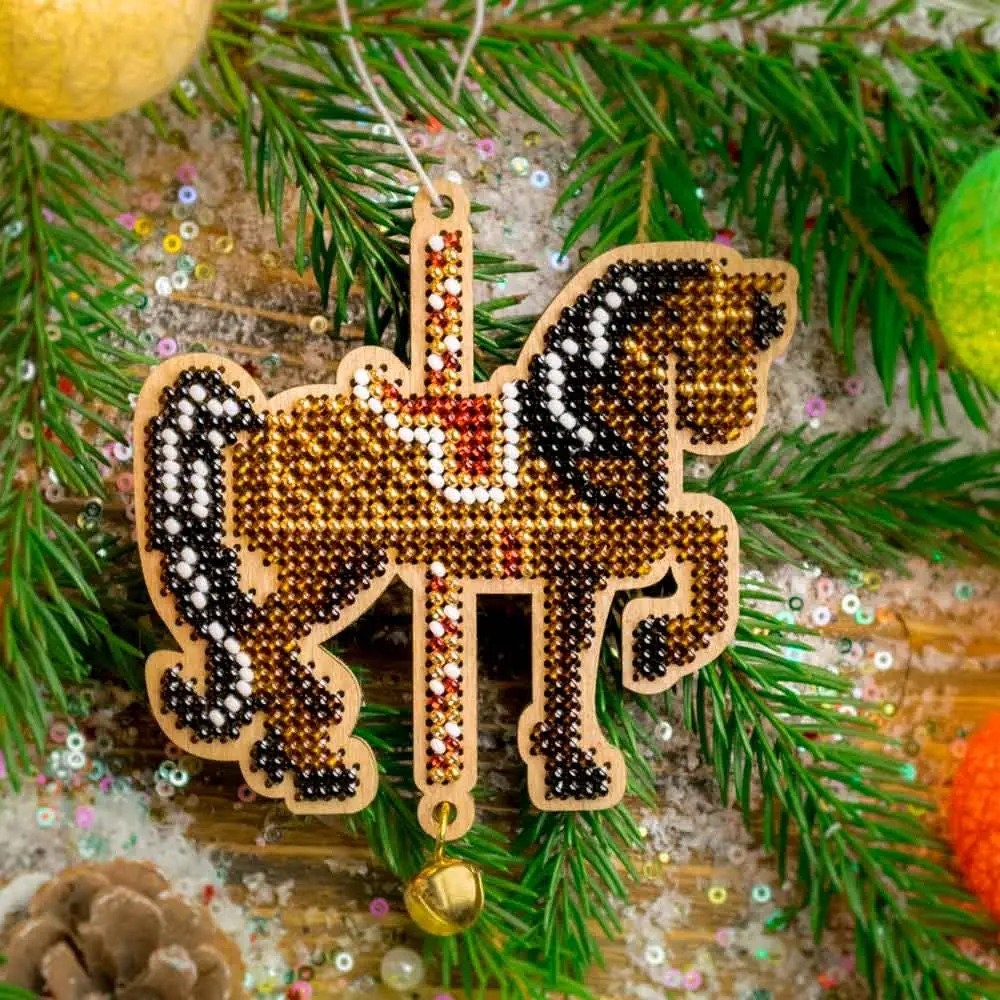 Bead Embroidery Kit on Wood, Brown Horse, LK-511 ( beads , thread, needle, plywood base included)