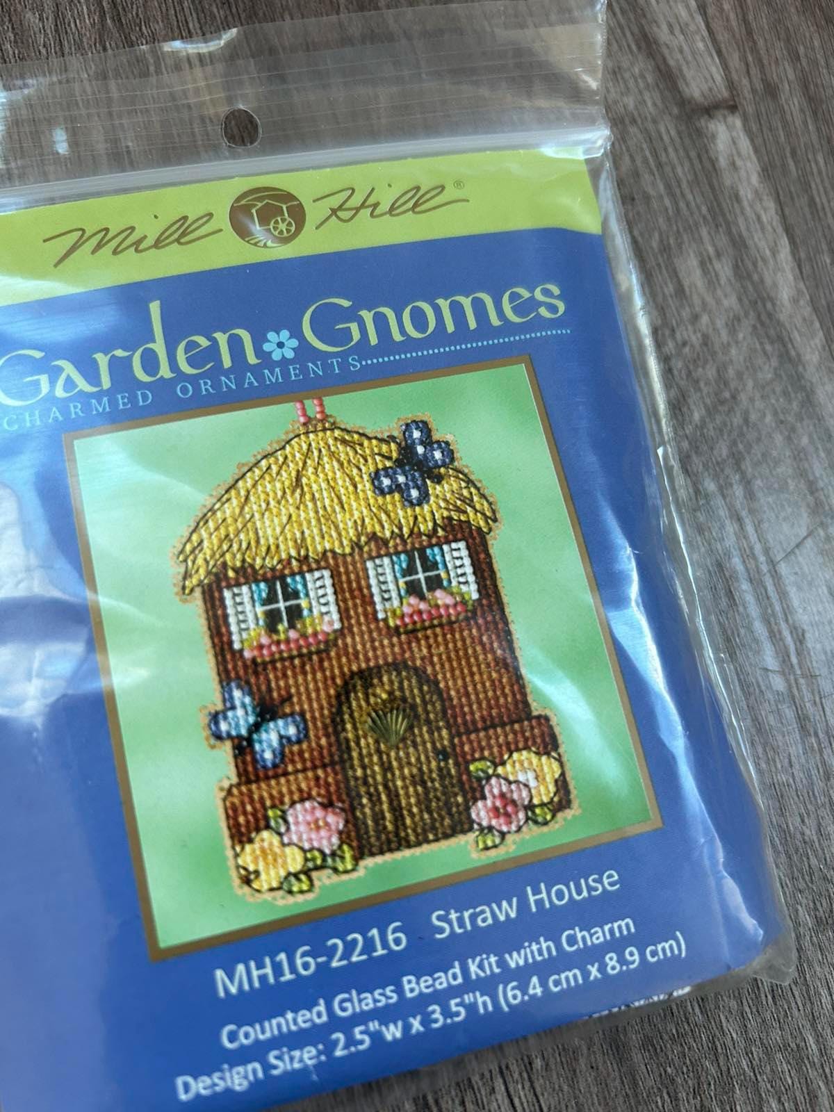 Bead Cross Stitch Kit Straw House, Mill Hill MH16-2216 ( Perforated paper 14ct)