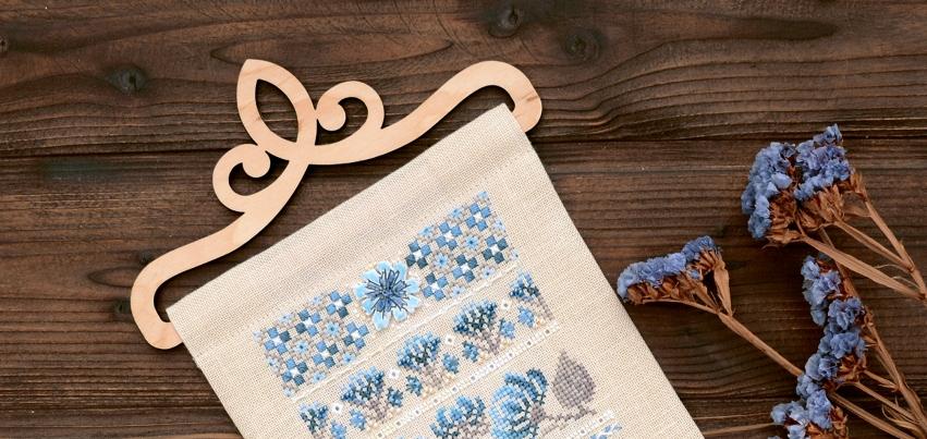 Plywood Embroidery Hangers: Bell Pull Design, 5.9" Wide (2pcs)