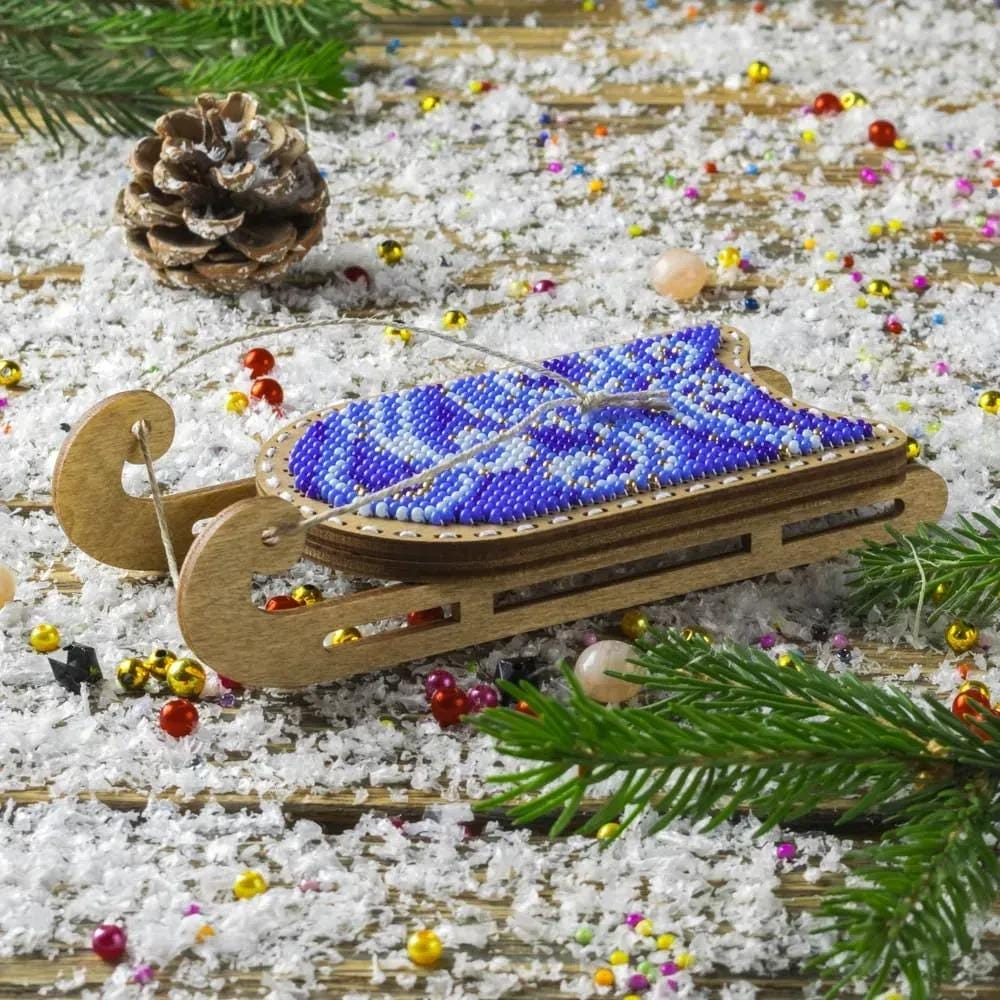 Beads on plywood Stitch kit, Sled with blue ornament, LK-469