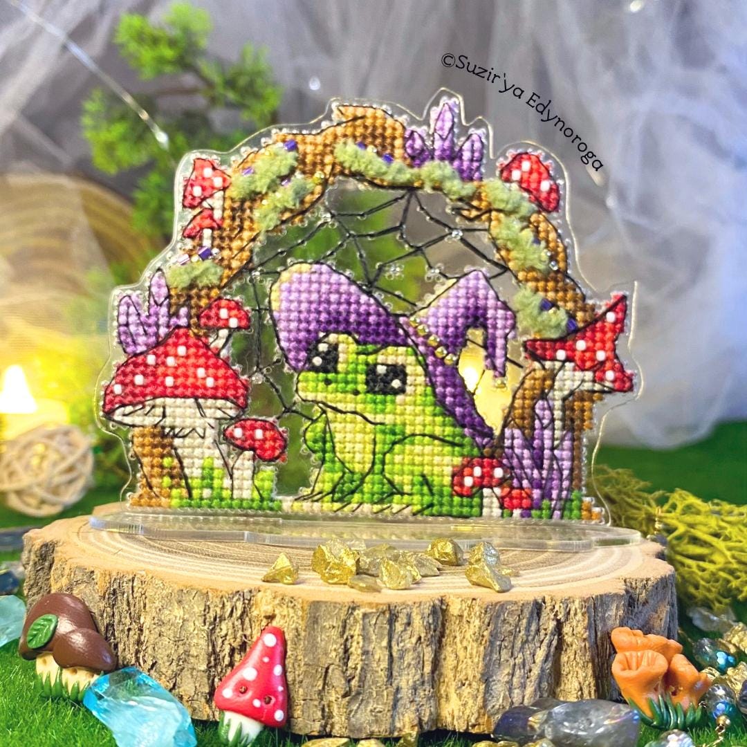 Cross Stitch kit Helloween Frog, threads, beads and decorative crystals.
