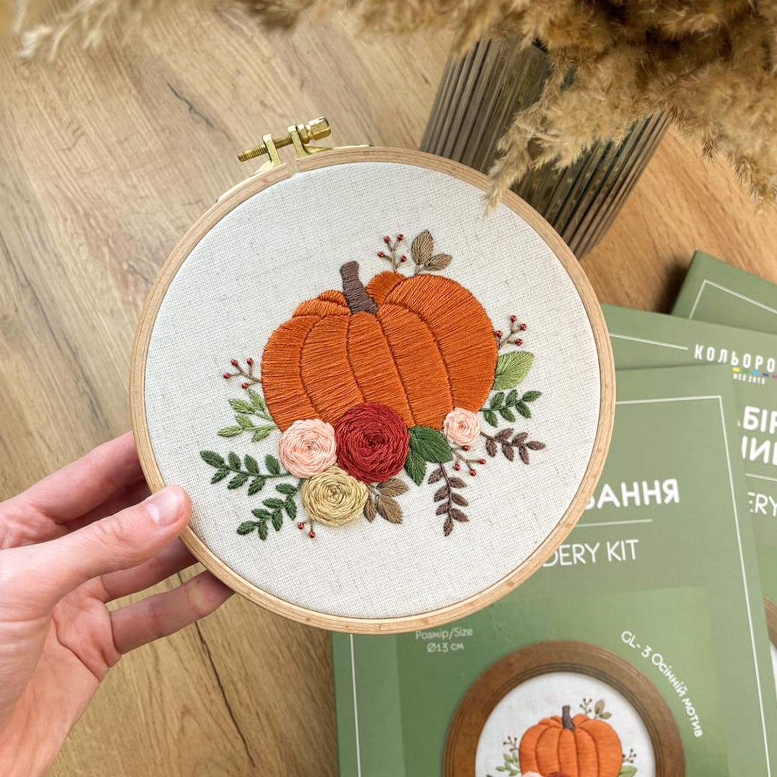 Embroidery kit - Autumn pattern, multi stitch kit, GL-03