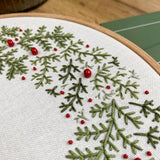 Holiday Wreath DIY Embroidery Kit GL-5 — Christmas Floral Needlework Set for Beginners