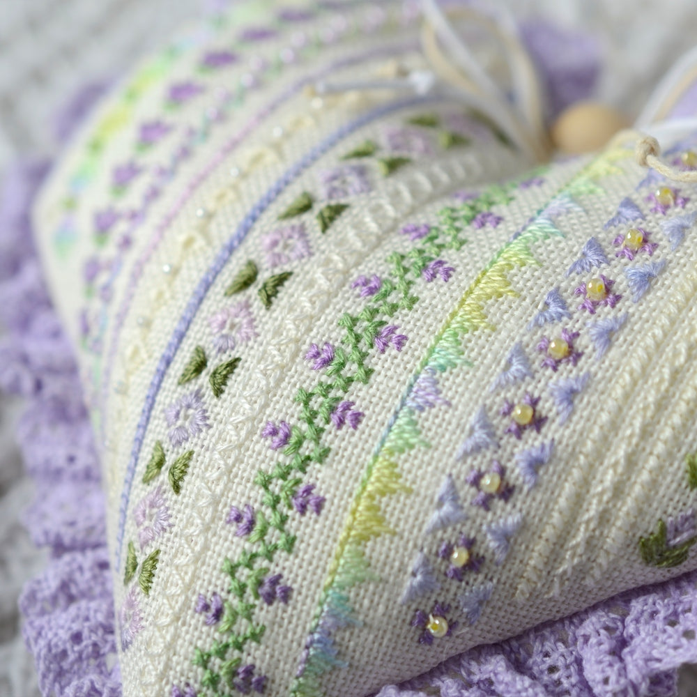 Lavender Heart Cross Stitch Kit X-391, Zweigart Cashel 28ct Hand Dyed Floss Miyuki Beads