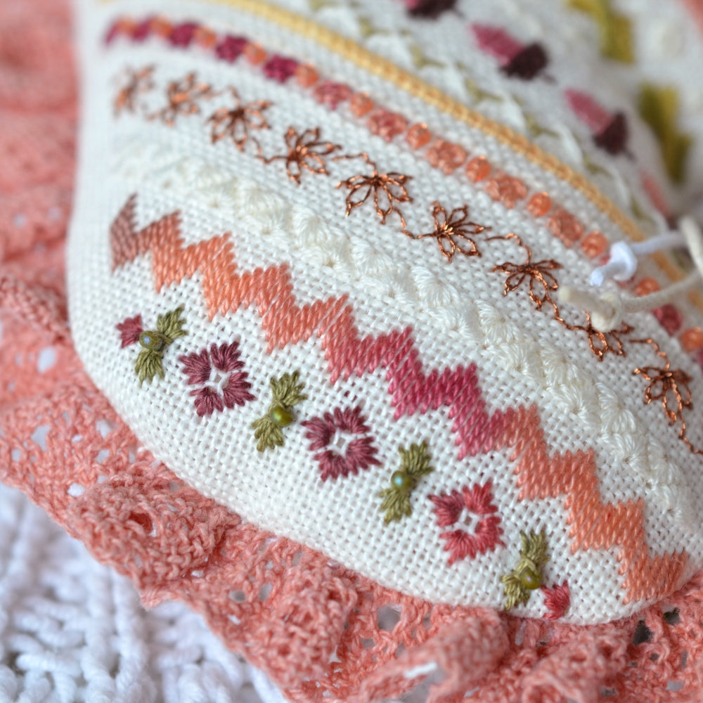 Autumn Heart Cross Stitch Kit X-392, Zweigart Cashel 28ct Hand Dyed Floss Miyuki Toho Beads
