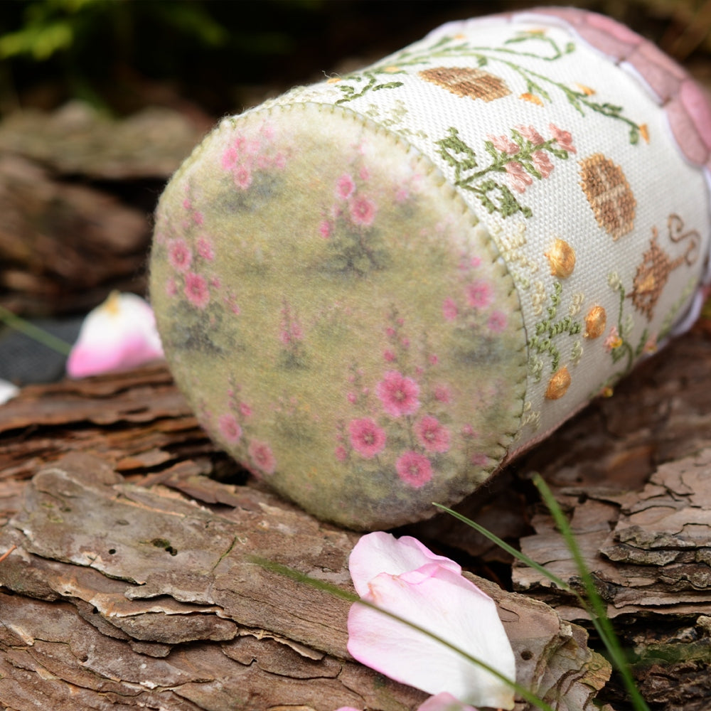 Rose and Mallow Fairy House 3D Cross Stitch Kit, 3D Village House, 28 ct Linen Tela artis x-804